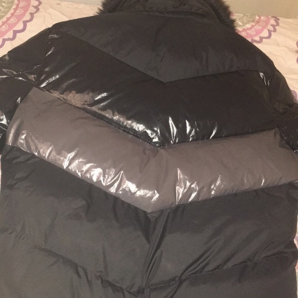 Coat - Picture 2 of 3